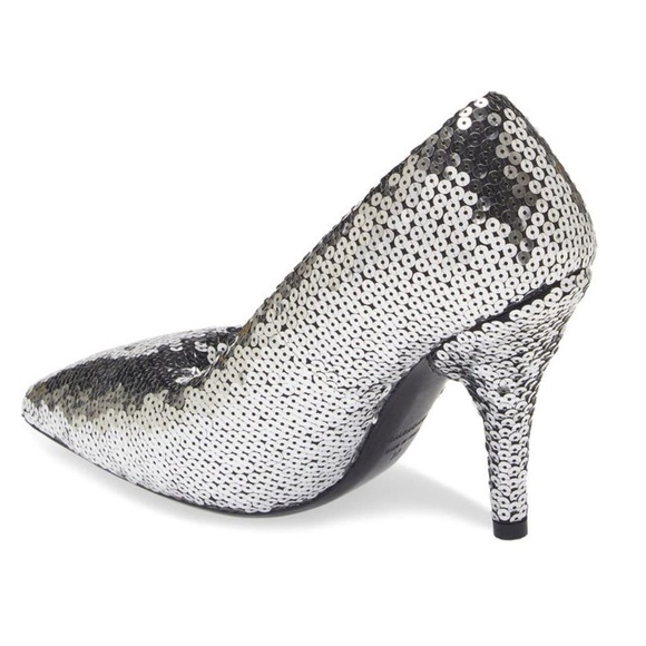 BALENCIAGA Silver Sequin Pumps Heels EU 41 US 11 Puffy Pointed Toe Sparkle NEW - Picture 3 of 16